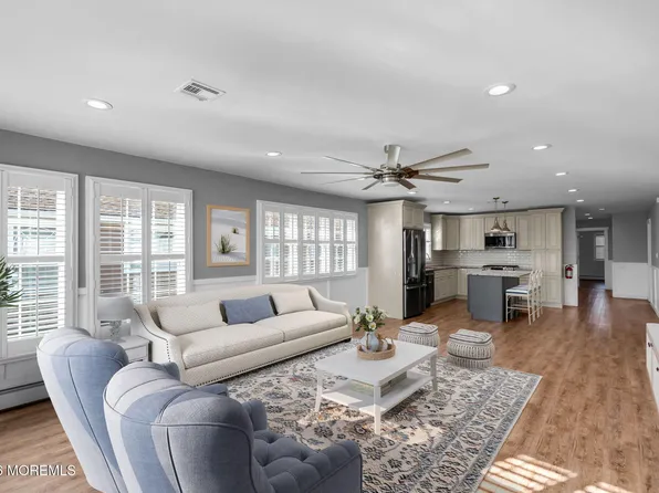 12 Nelson Court, Toms River, NJ 08757