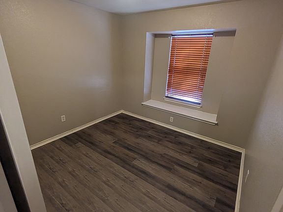 5th image of 5519 Ivanhoe St