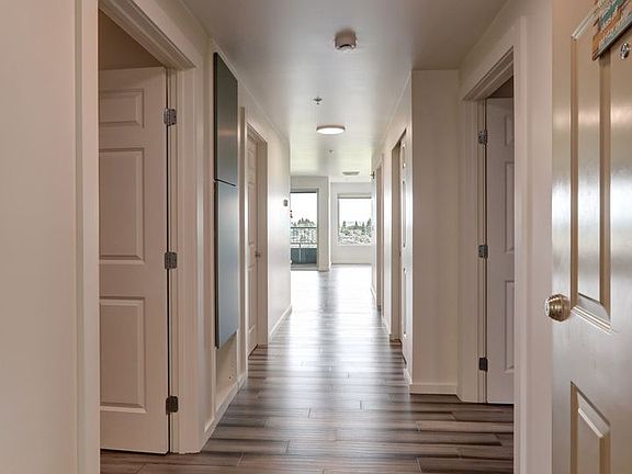 3rd image of 3201 Pacific Ave Unit 1106