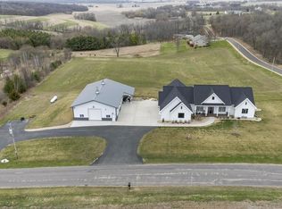 N7914 Buol Rd, Belleville, WI 53508