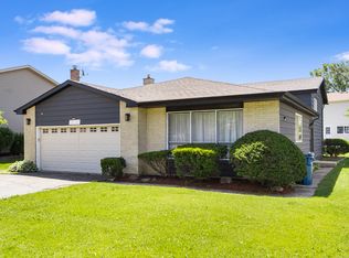 300 E Yorkfield Ave, Elmhurst, IL
