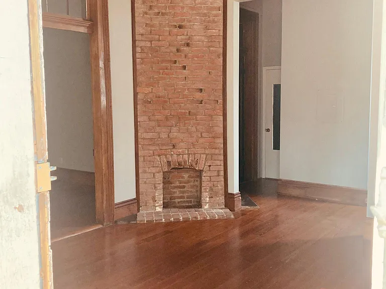 1127 Cadiz St — Photo 11