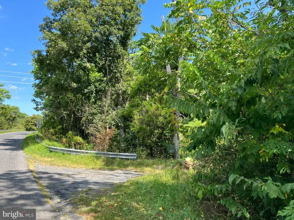 222 Siler Ln, Winchester, VA 22603