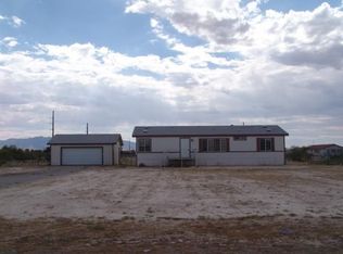 5930 Danielle Ct, Pahrump, NV 89061