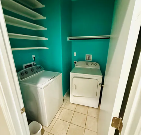 400 Eagle Brook Ln — Photo 14