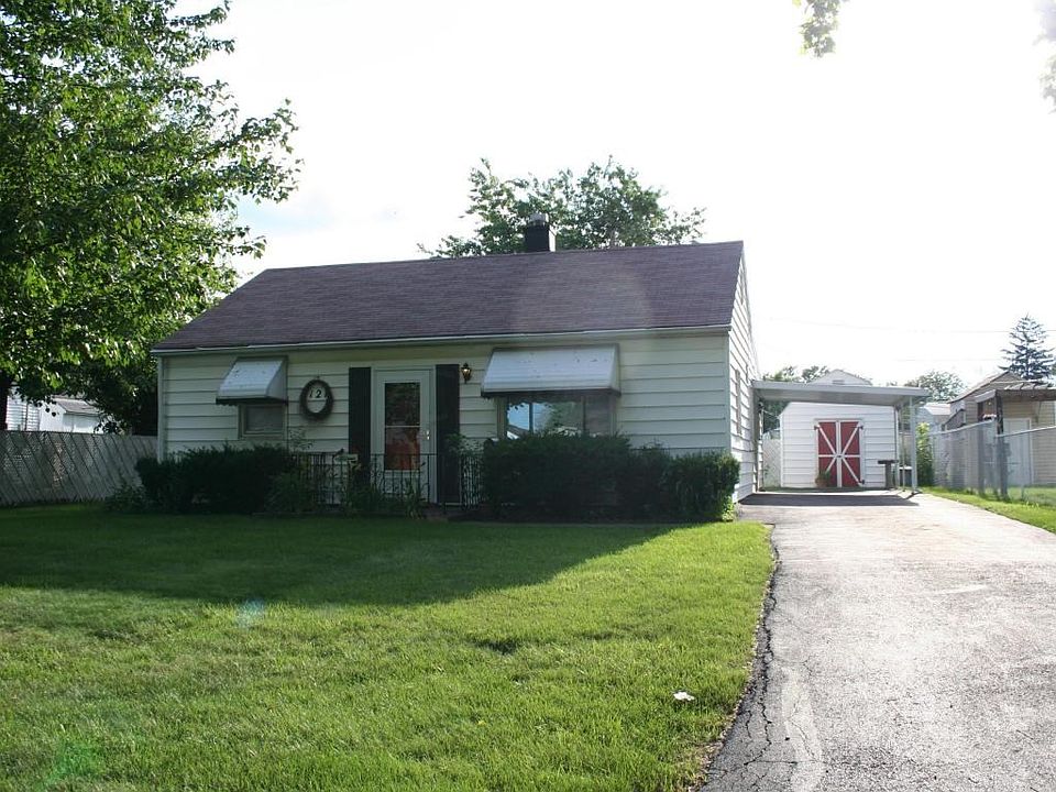 1st image of 121 Patricia Ln