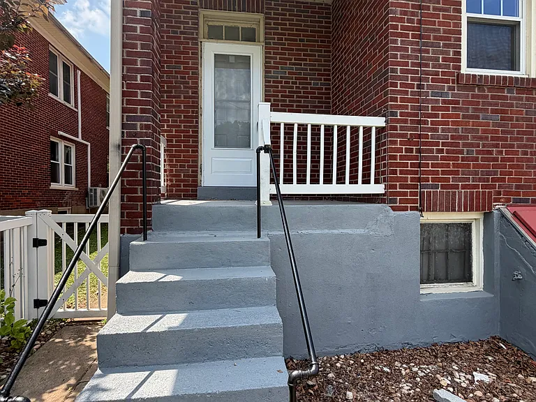 1210 Lorain Ave — Photo 24