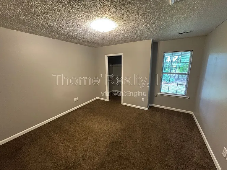 2260 Sherwood Ave #E — Photo 13