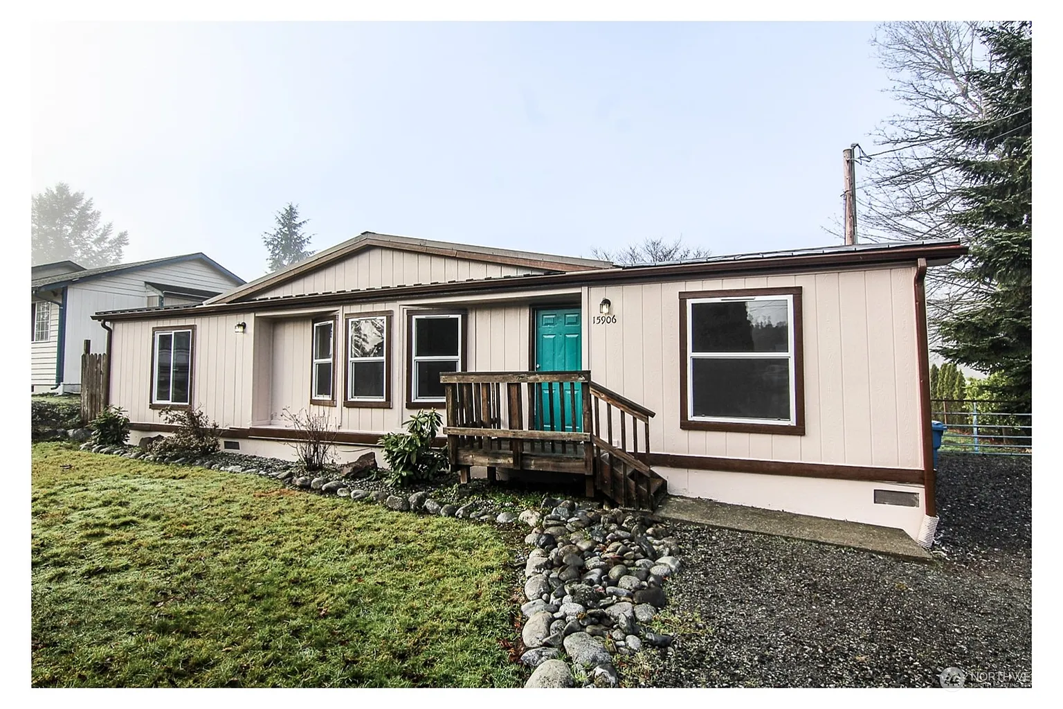 15906 355th Drive SE photo 1