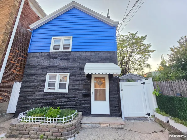 35 Gaston Ave Floor 2, Garfield, NJ 07026