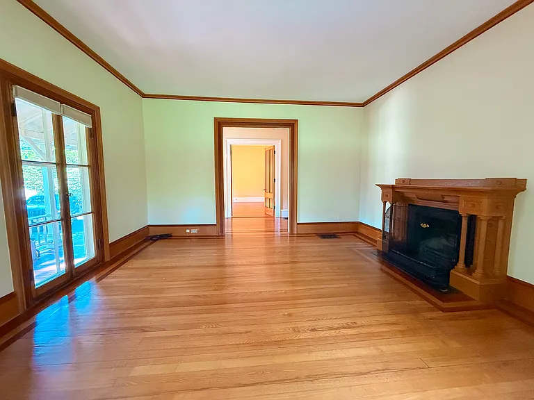 209 Bacon St #1 — Photo 6