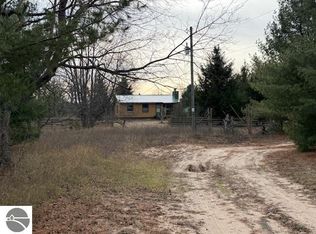 13899 Manistee County Line Dr, Thompsonville, MI 49683