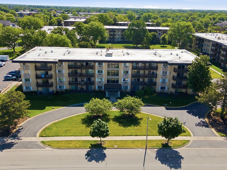 1st image of 2218 S Goebbert Rd APT 496