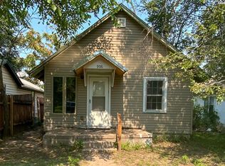 906 E 10th Ave, Hutchinson, KS 67501