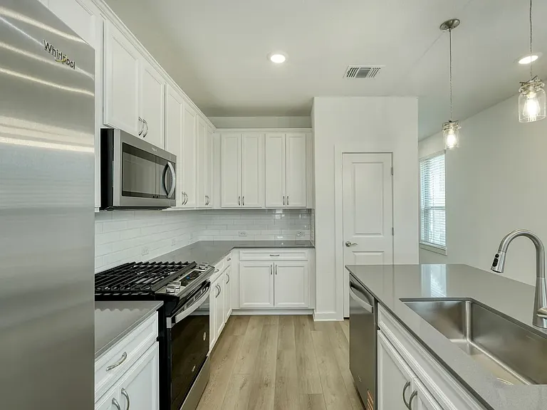 436 Bristlecone Bnd — Photo 9