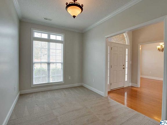 4th image of 7016 Greystone Ln SE