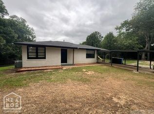 1827 Greensboro Rd, Jonesboro, AR 72405