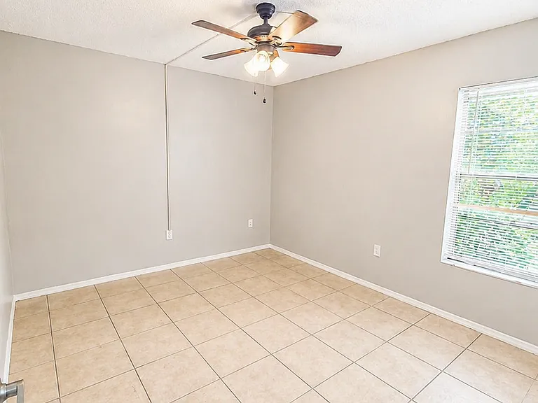 4810 Ho Wil Ln — Photo 10