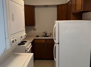 223 E Court Ave #7, Winterset, IA 50273