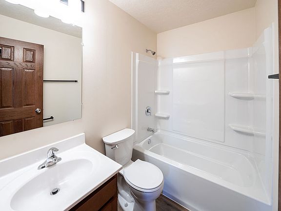 4th image of 3601 S West Ave APT 7