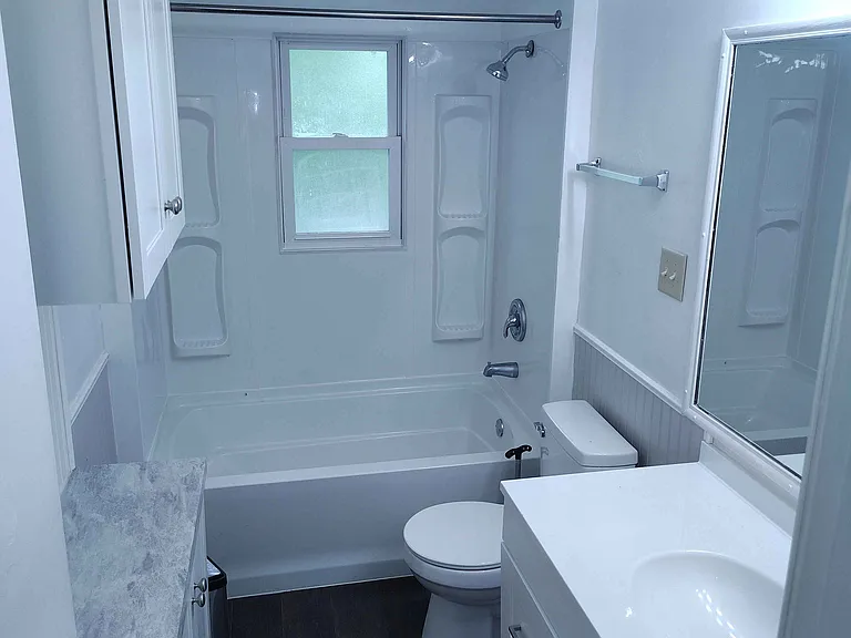 2307 Mackinaw St — Photo 8
