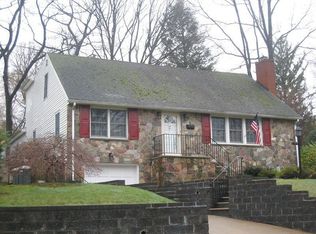 332 Fairmount Rd, Ridgewood, NJ 07450