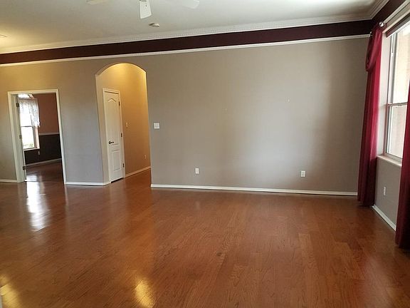 Living Room with Beautiful Hardwod Floors
