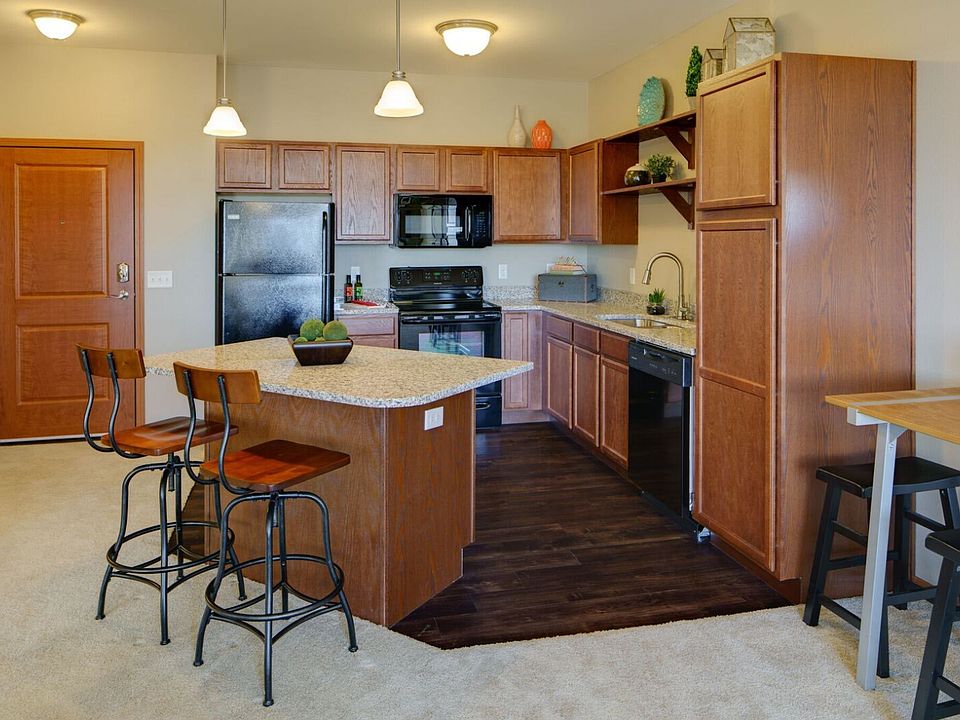 1st image of 15430 Founders Ln #231