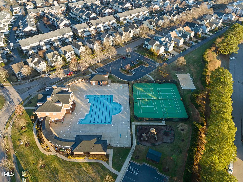 1st image of 816 Cupola Dr