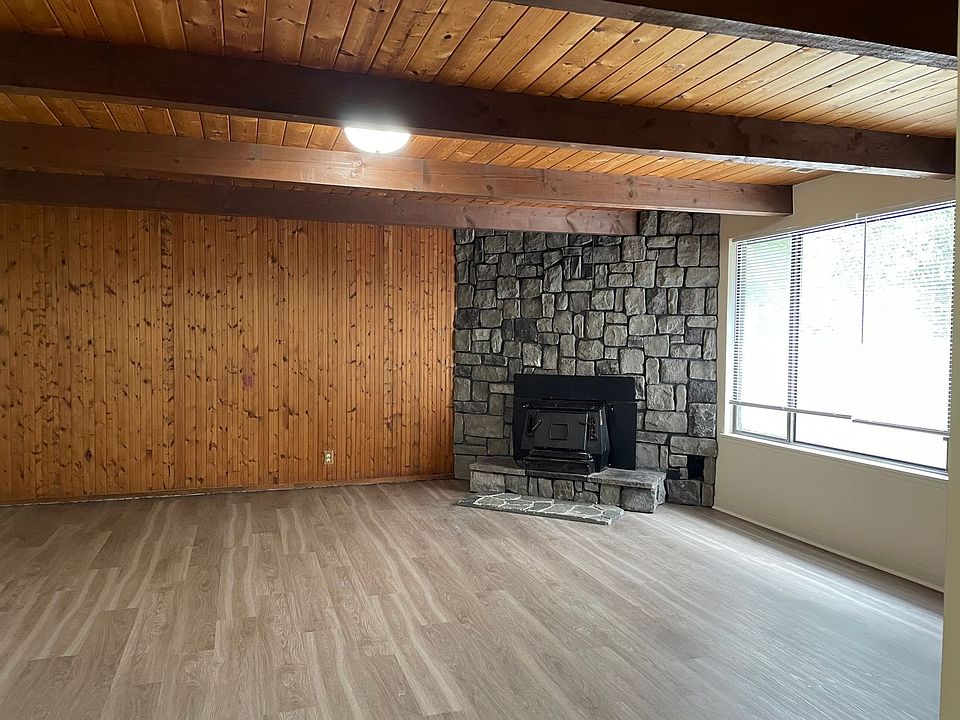 1st image of 2315 Temple Dr