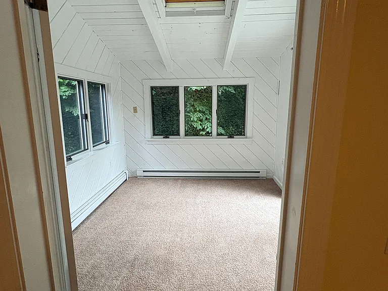 24 Quail Hollow Rd — Photo 9