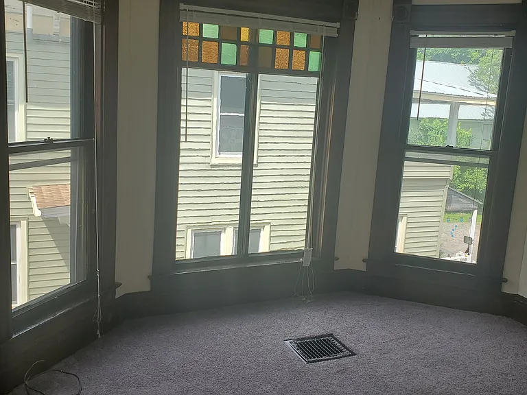 19 Charles St #2 — Photo 3