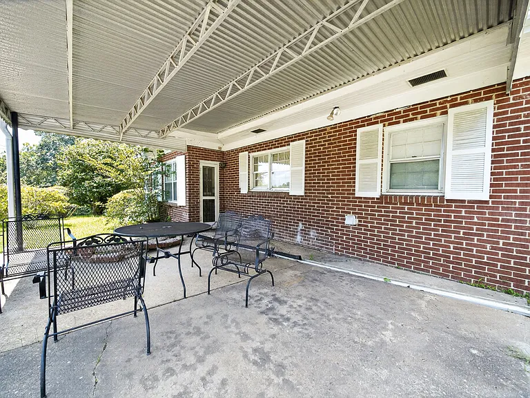 606 Harper Rd — Photo 9
