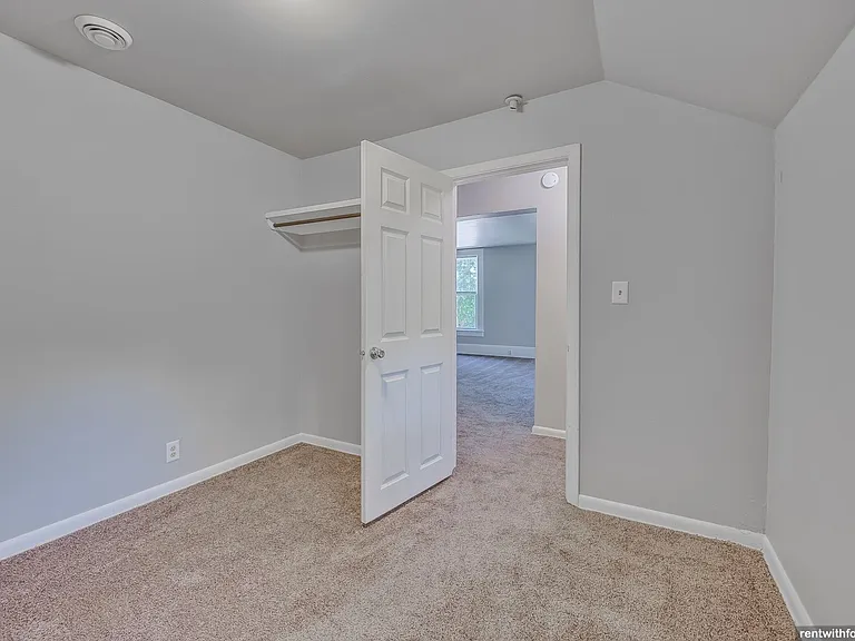 581 Mt. Vernon St — Photo 10