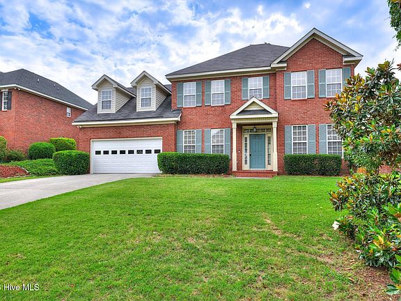 2nd image of 352 Heath Way