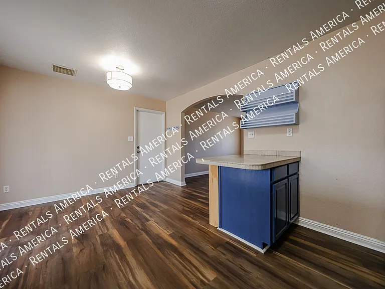 1117 W Auburn Dr — Photo 11