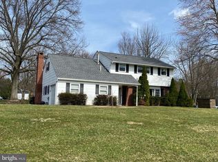 119 Azalea Pl, North Wales, PA 19454