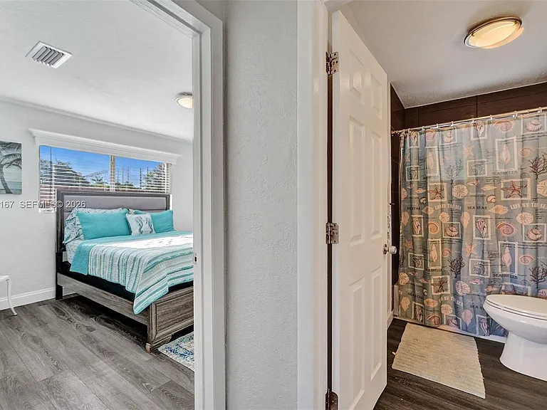 3730 SW 47th Ct — Photo 14