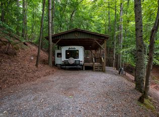 133 31st St, Ellijay, GA 30540