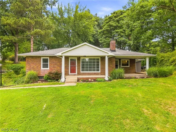 543 Winesap Ave SW, North Canton, OH 44709
