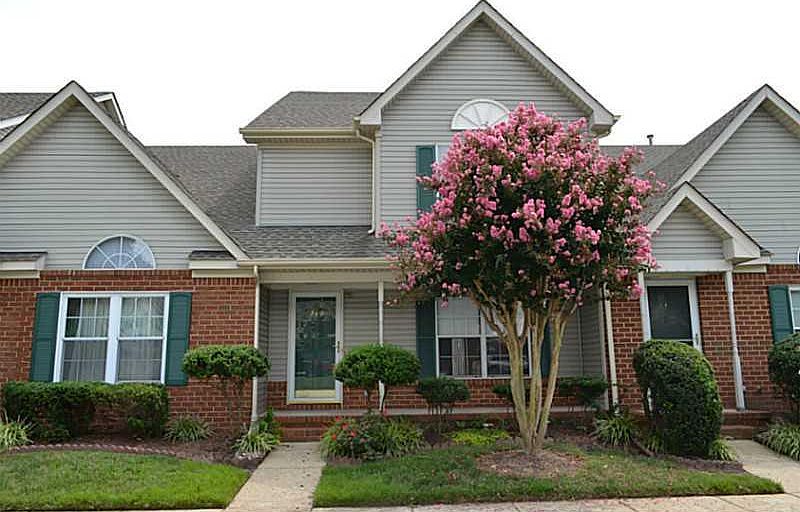 1st image of 249 N Hill Ln