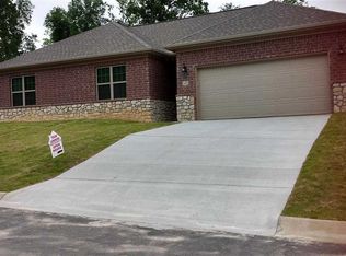 1400 Hunter Wood Dr, Bryant, AR 72022