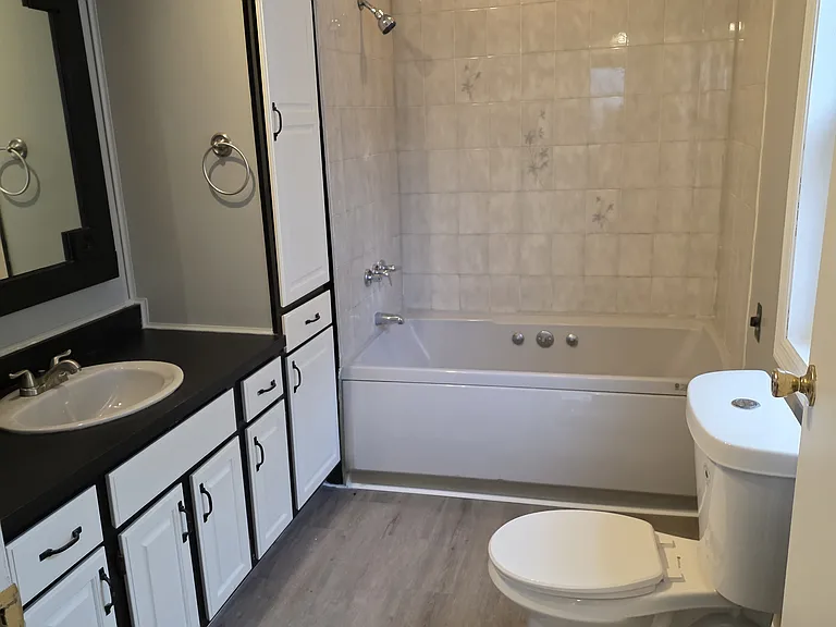 530 Griffin St — Photo 8
