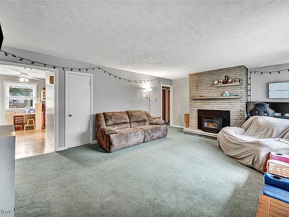 5th image of 870 Gates Mills Blvd