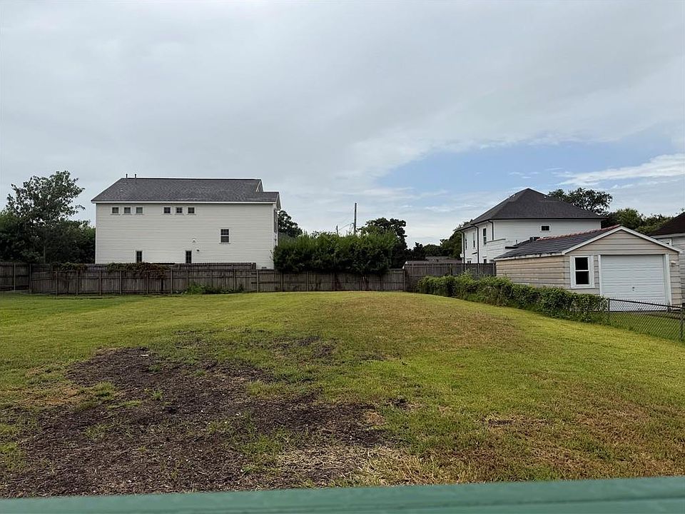 1st image of 352 Metairie Heights Ave