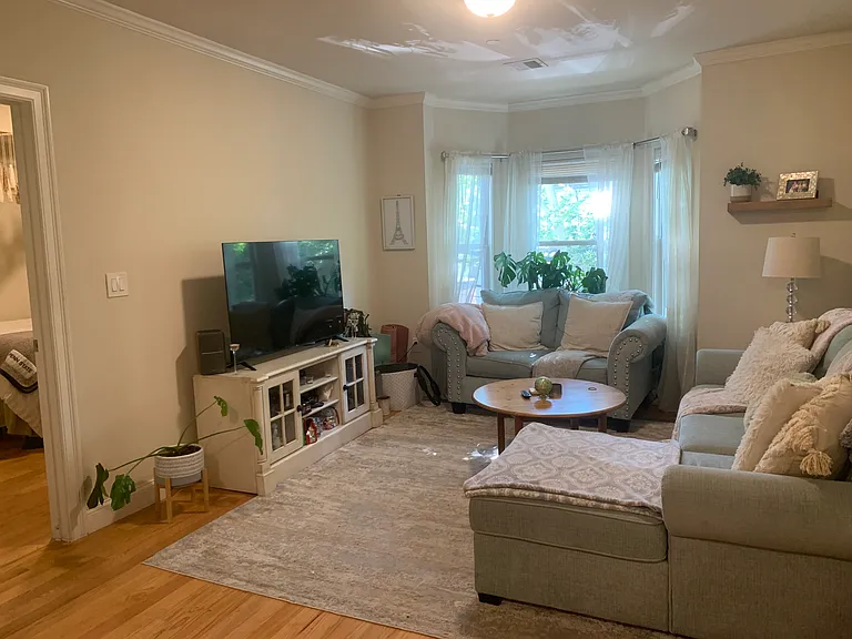 117 Webster Ave #3 — Photo 1