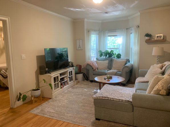 117 Webster Ave #2