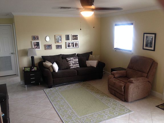 2nd image of 4287 Bellewood St
