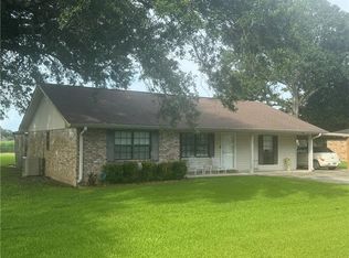 136 Rose St, Belle Rose, LA 70341