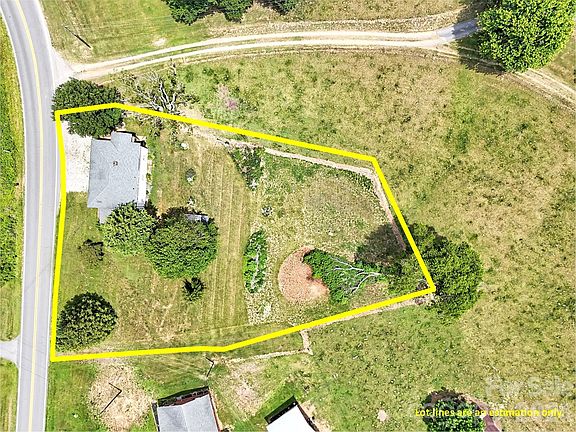 4th image of 1114 Old Clyde Rd